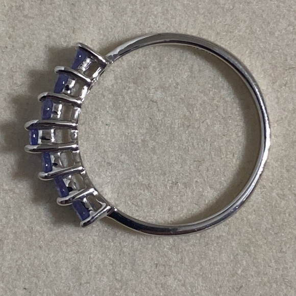 14K White Gold Clyde Duneier Tanzanite Ring - Picture 6 of 8